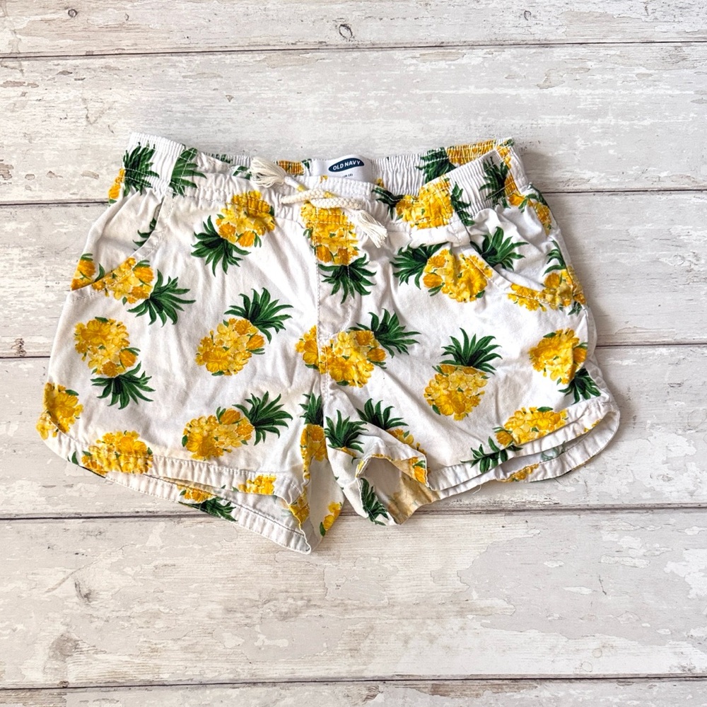 Old Navy 10/12 Girls Summer Fruit Print Shorts Pineapple White Size Large 10 12